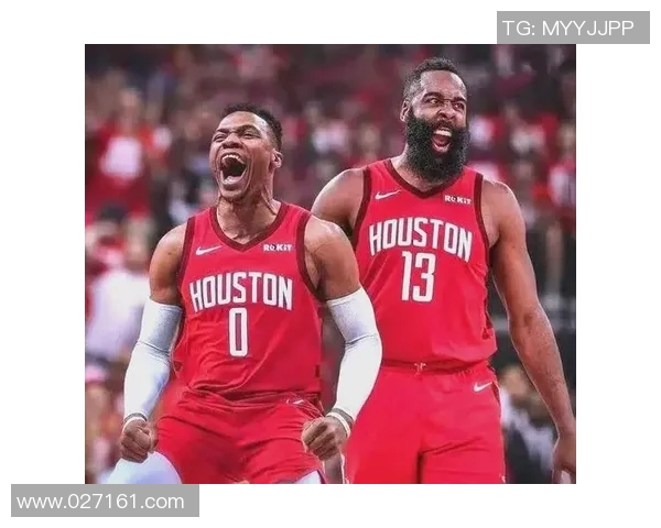 火箭全队备战季后赛，专注训练提振信心