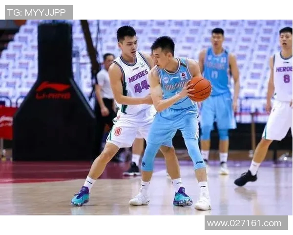 西安篮球队近期状态分析与表现评估探讨 西安篮球队近期状态分析与表现评估探讨